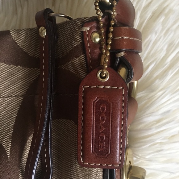 Coach Purse - Picture 4 of 8